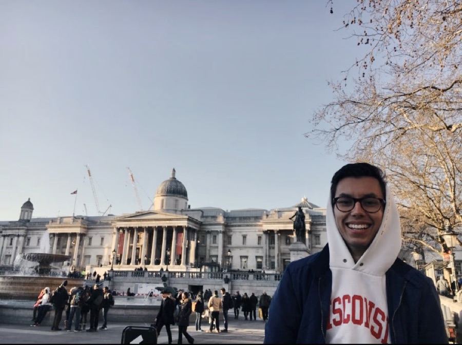 Estefan in front of the National Gallery, London